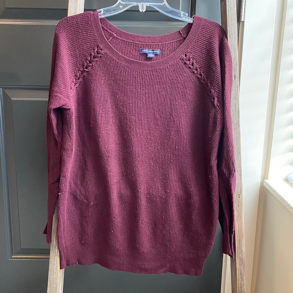 American Eagle sweater